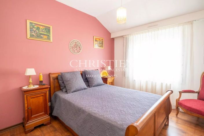 Image No.8-3 Bed Apartment for sale