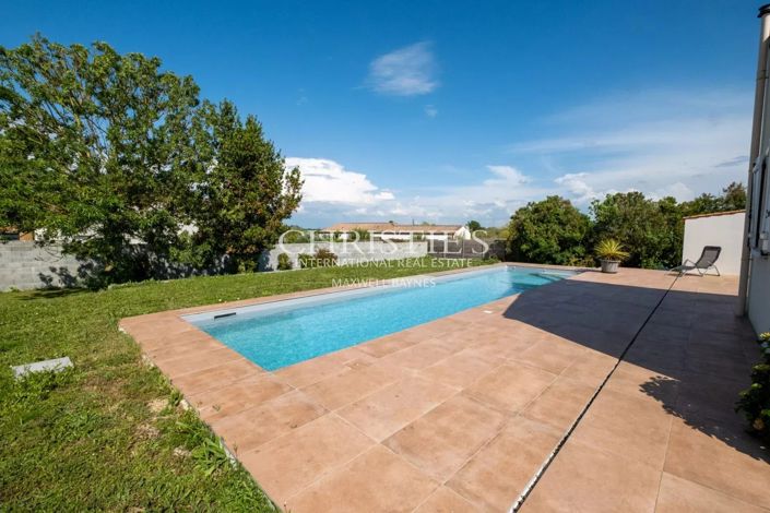 Image No.17-4 Bed House for sale