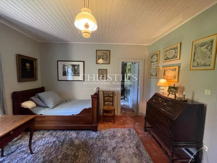 Image No.10-4 Bed House for sale