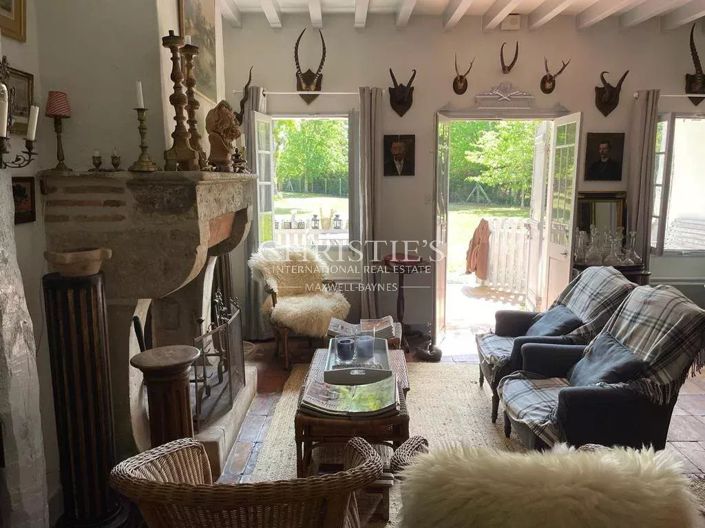 Image No.12-4 Bed House for sale