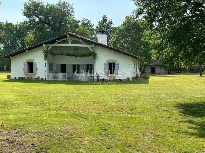 Image No.3-4 Bed House for sale