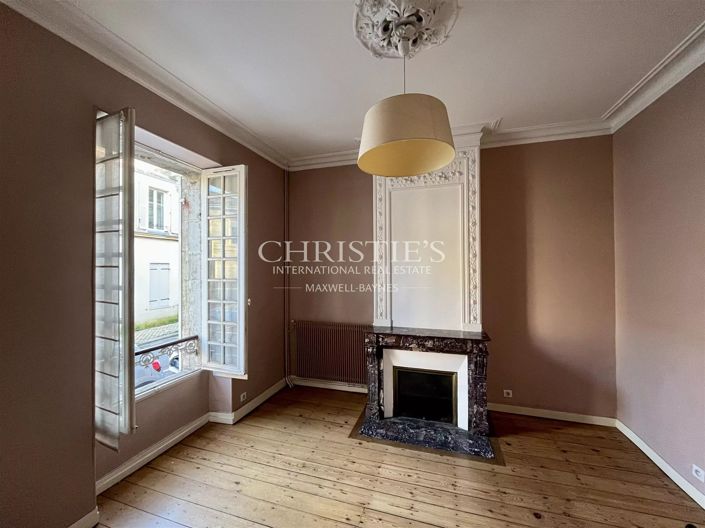 Image No.14-3 Bed House for sale