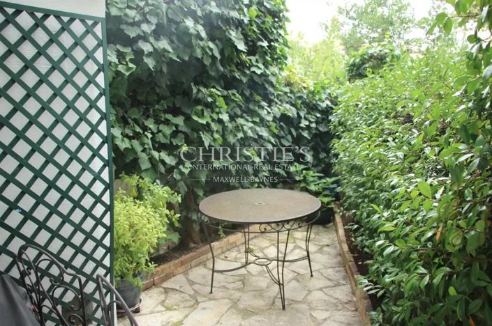 Image No.3-3 Bed House for sale