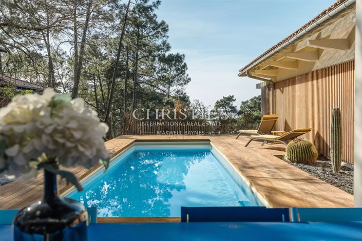 Image No.16-5 Bed House for sale