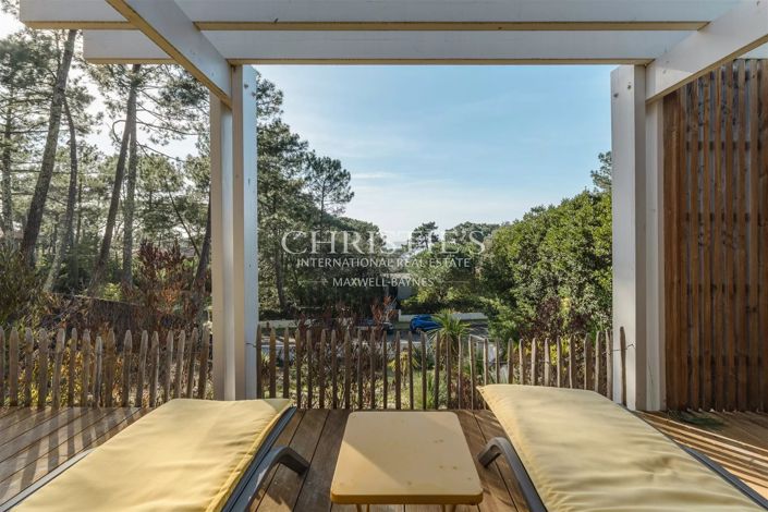 Image No.2-5 Bed House for sale