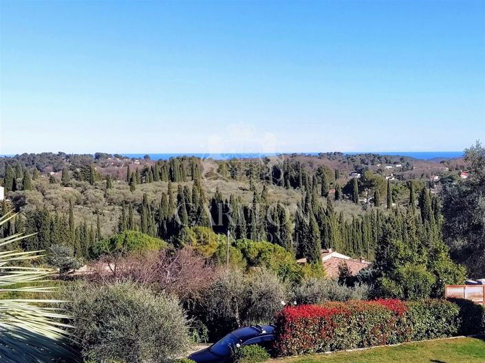 Image No.11-6 Bed House for sale