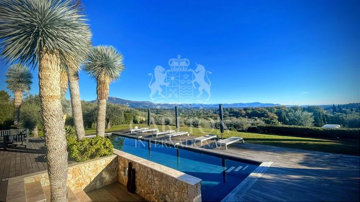 Image No.3-6 Bed House for sale