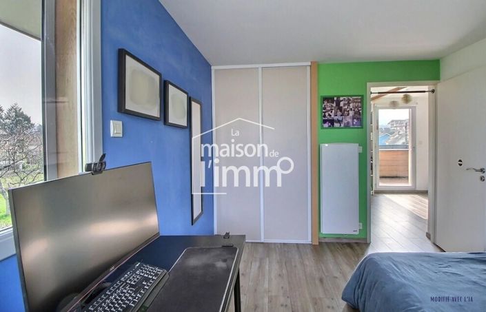 Image No.7-3 Bed House for sale