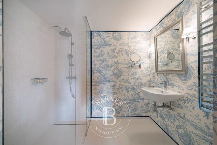 Image No.26-Maison de 6 chambres à vendre à Châteauneuf-Grasse