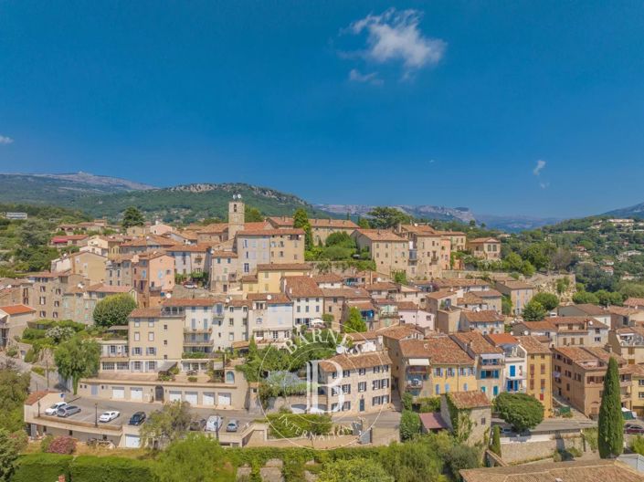 Image No.5-Maison de 6 chambres à vendre à Châteauneuf-Grasse