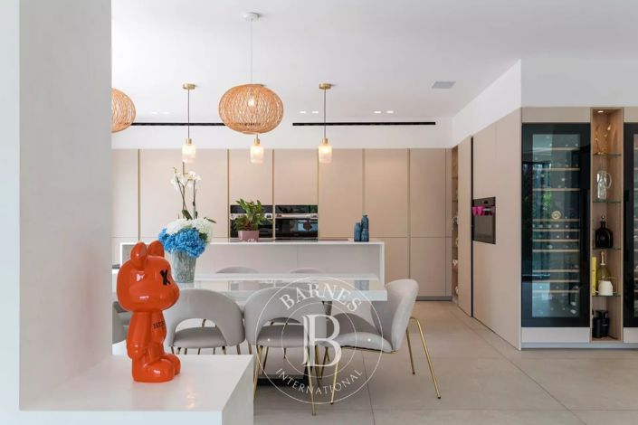 Image No.8-Maison de 6 chambres à vendre à Opio