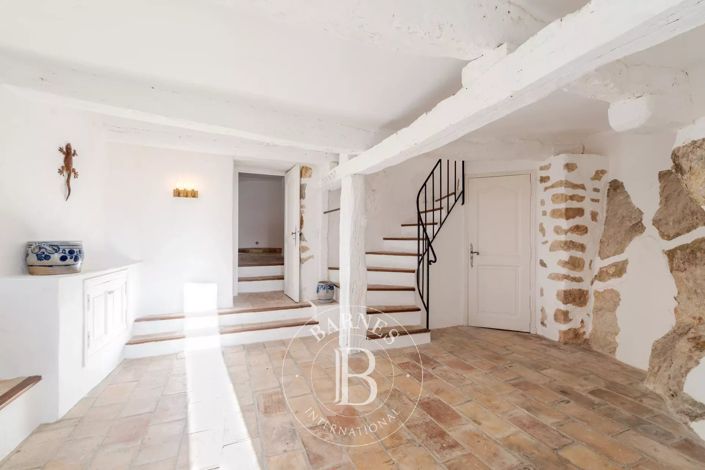 Image No.2-Maison de 3 chambres à vendre à Châteauneuf-Grasse