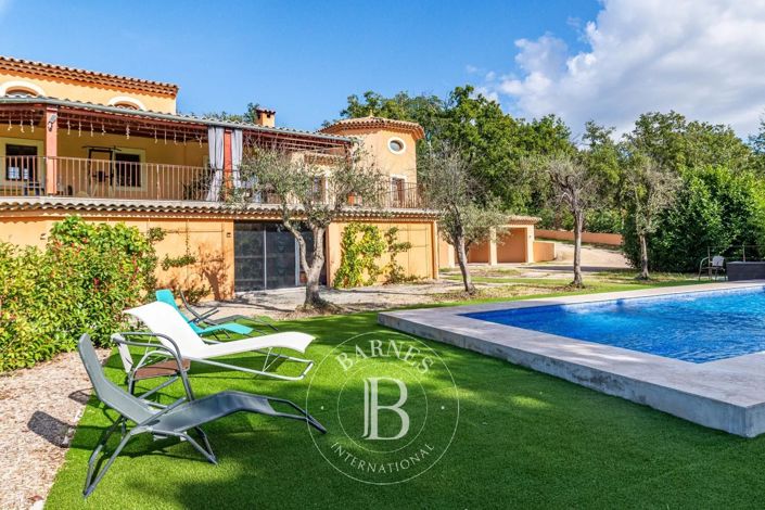 Image No.5-6 Bed House for sale