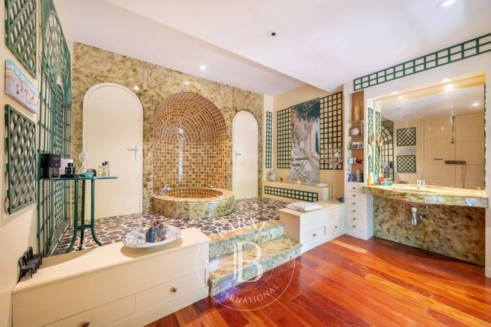 Image No.27-3 Bed House for sale