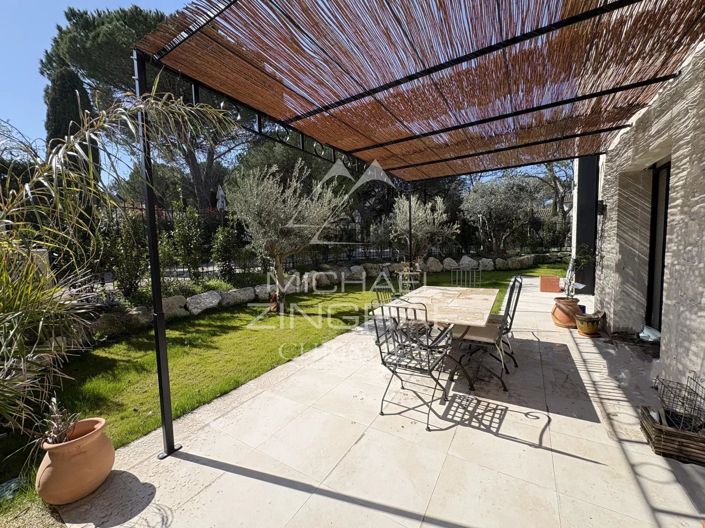 Image No.5-Maison de 4 chambres à vendre à Eygalières