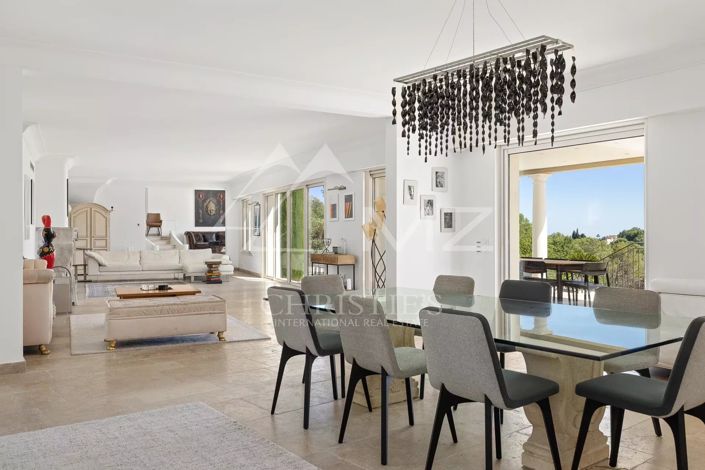 Image No.5-7 Bed House for sale