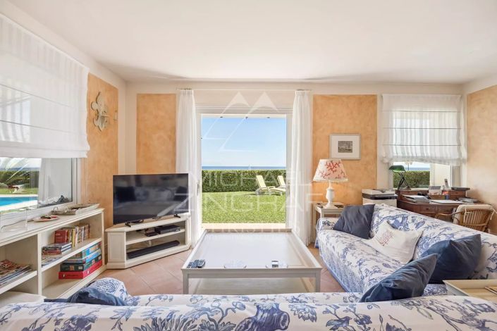 Image No.4-5 Bed House for sale