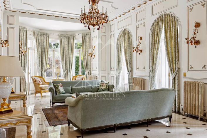 Image No.4-7 Bed House for sale