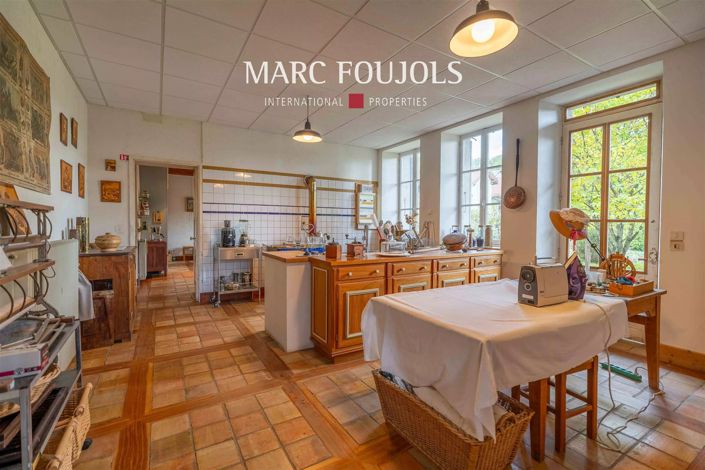 Image No.18-9 Bed House for sale