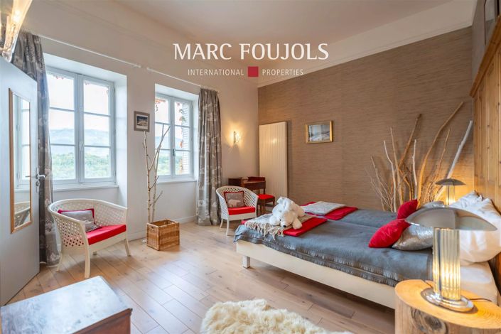 Image No.28-9 Bed House for sale