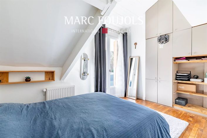 Image No.12-5 Bed House for sale