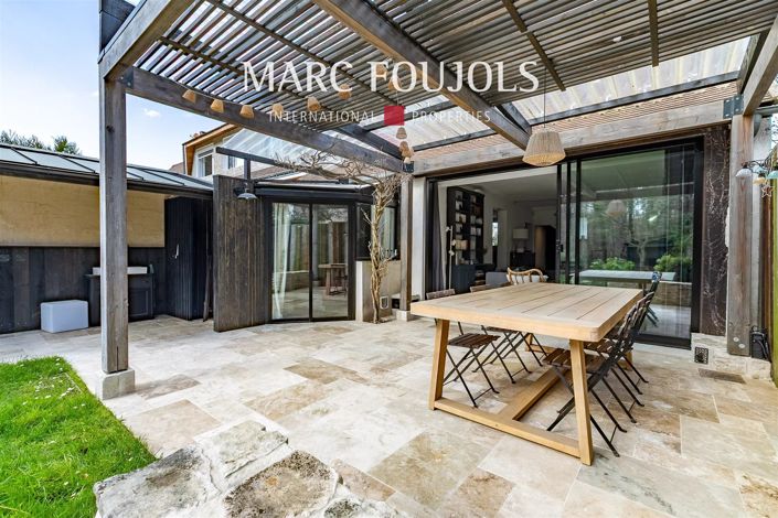 Image No.4-5 Bed House for sale