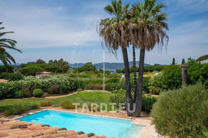 Image No.2-4 Bed House for sale
