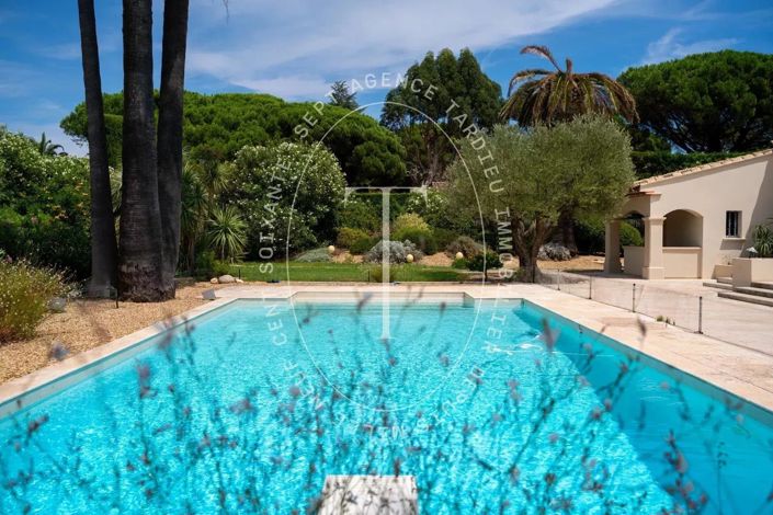 Image No.6-4 Bed House for sale