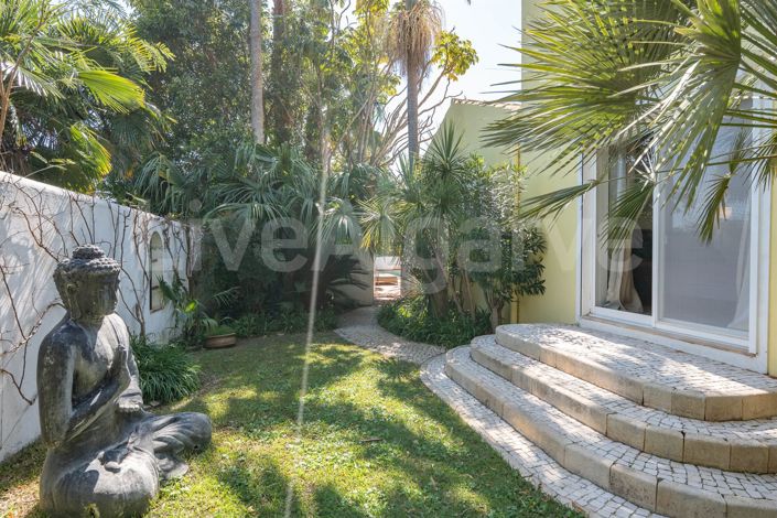 Image No.26-7 Bed House for sale