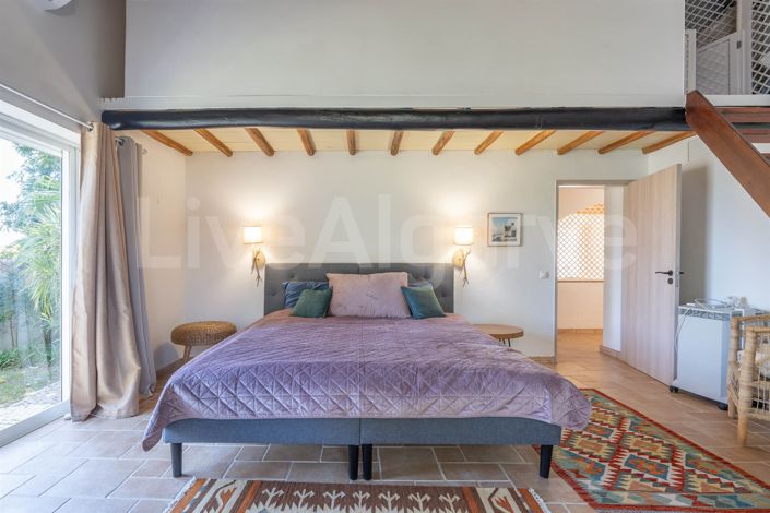 Image No.29-7 Bed House for sale