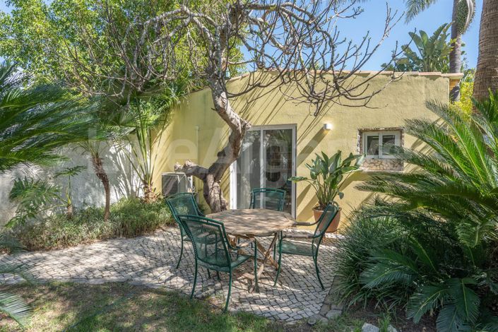 Image No.35-7 Bed House for sale