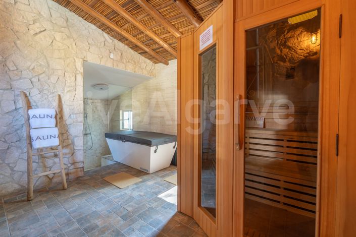 Image No.47-7 Bed House for sale