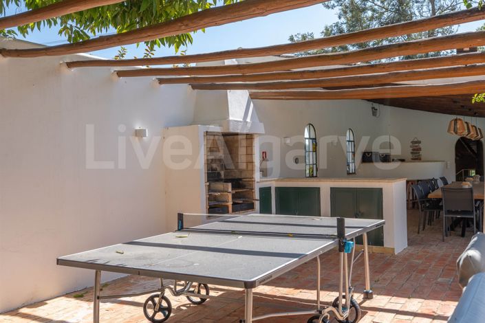 Image No.50-7 Bed House for sale