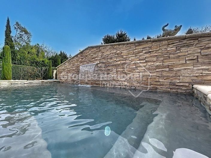 Image No.3-4 Bed Property for sale