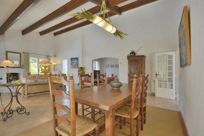 Image No.15-4 Bed House for sale