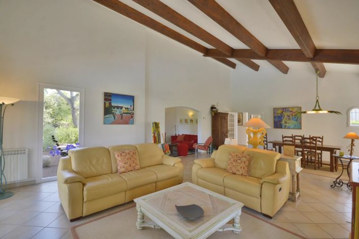 Image No.17-4 Bed House for sale