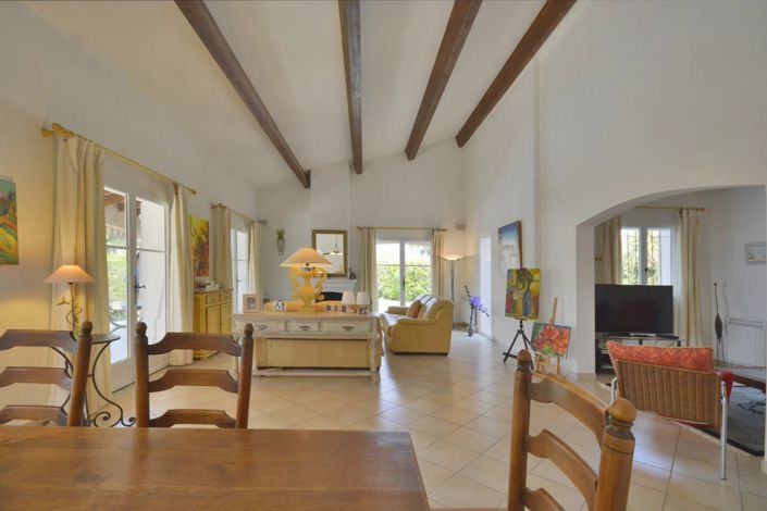 Image No.18-4 Bed House for sale