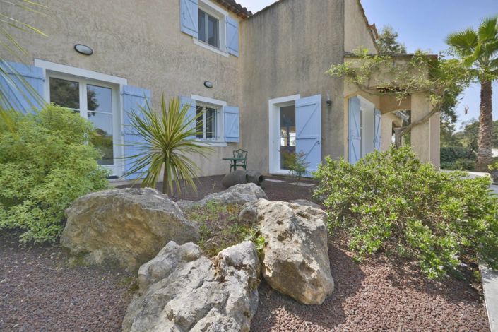 Image No.7-4 Bed House for sale