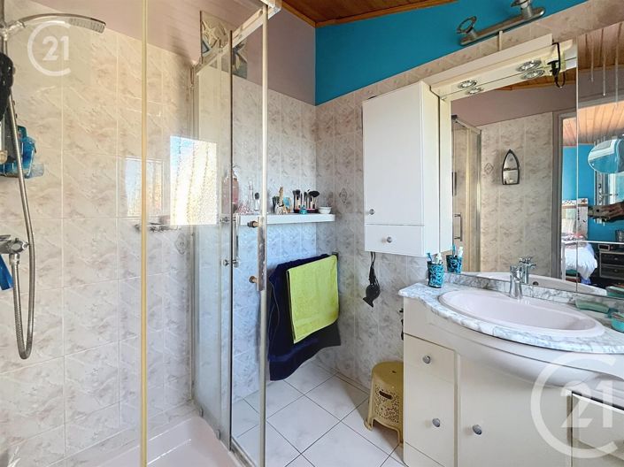 Image No.11-2 Bed House for sale