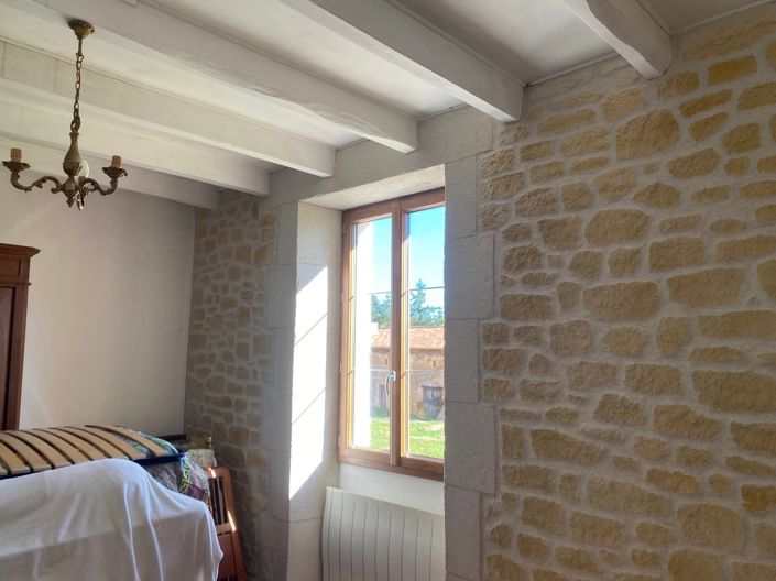 Image No.10-3 Bed House for sale