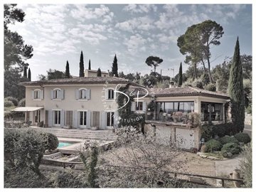 1 - Lorgues, Maison