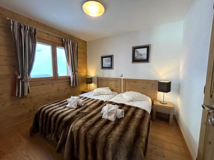 Image No.10-3 Bed Apartment for sale