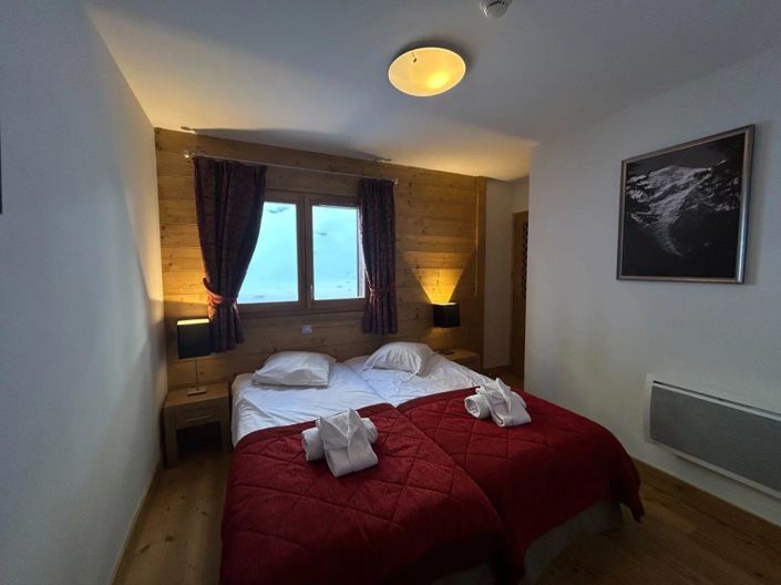 Image No.8-3 Bed Apartment for sale