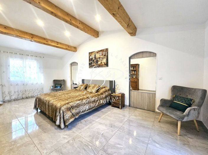 Image No.11-4 Bed House for sale