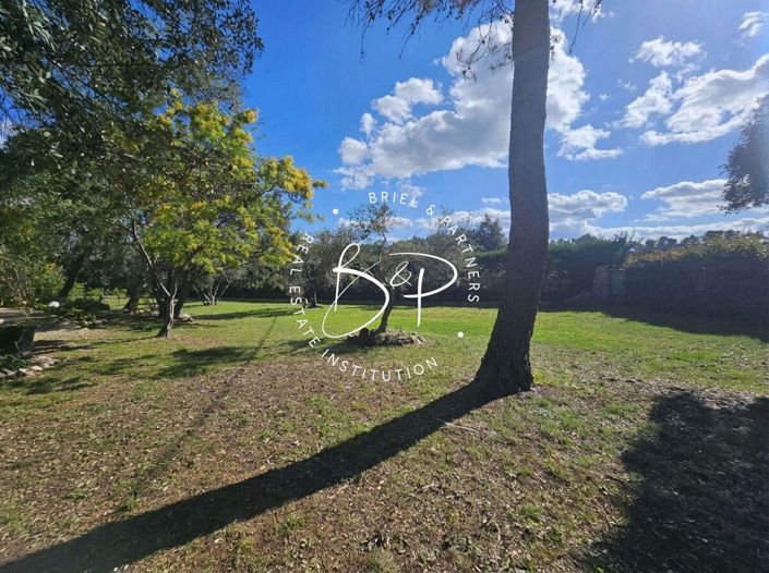 Image No.18-4 Bed House for sale