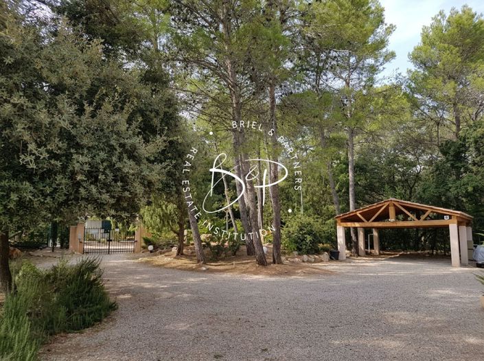 Image No.5-4 Bed House for sale