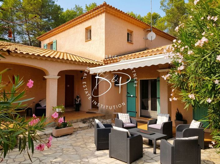 Image No.7-4 Bed House for sale