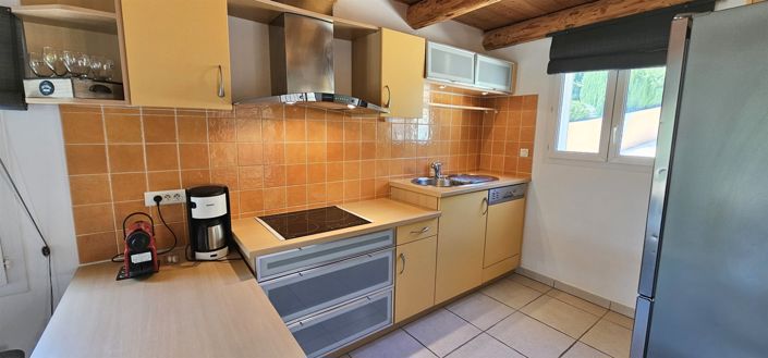 Image No.18-5 Bed House for sale