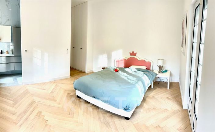 Image No.11-Maison de 6 chambres à vendre à Feucherolles