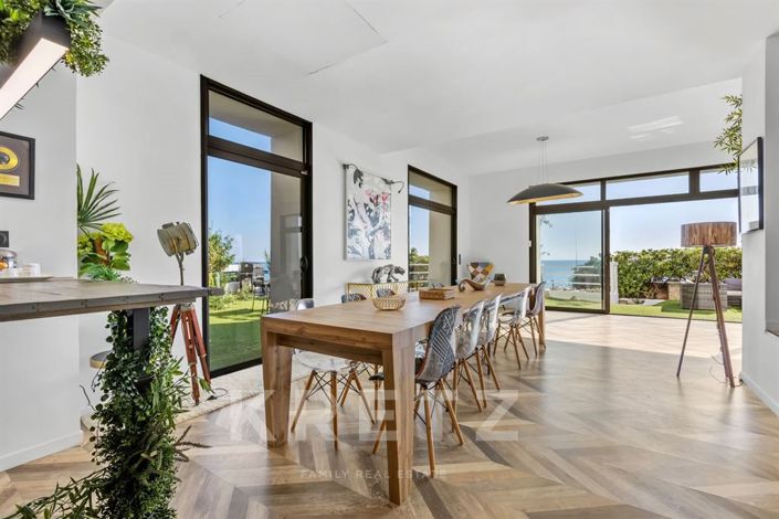 Image No.12-4 Bed Property for sale